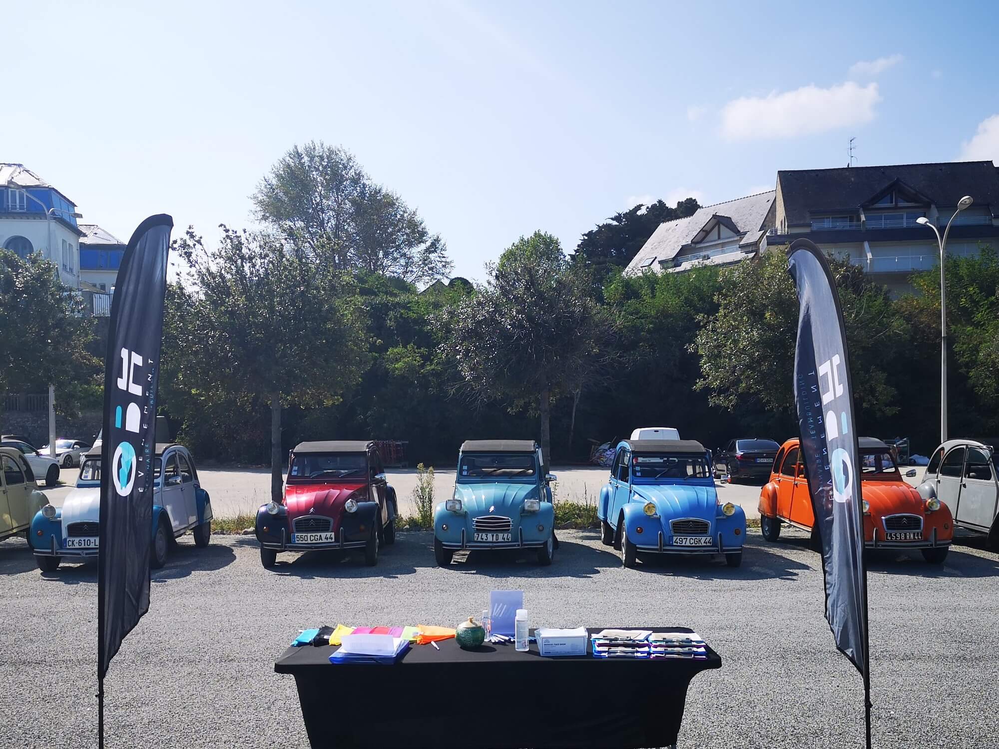 Rallye 2CV avec OBH EVENEMENT à Carnac - Morbihan